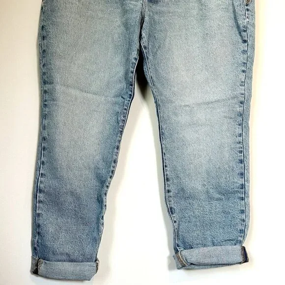 NWT Good American Good Girlfriend High Light Wash Blue Jeans - Size 12 / 31